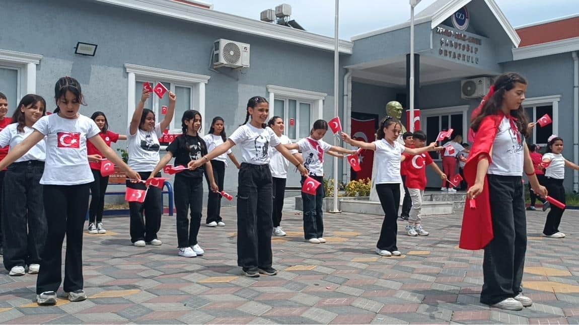 19 Mayıs Atatürk'ü anma ve gençlik bayramı kutlaması